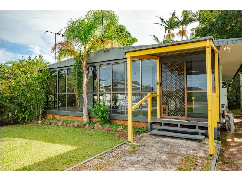 6 Yacht Street, Russell Island QLD 4184