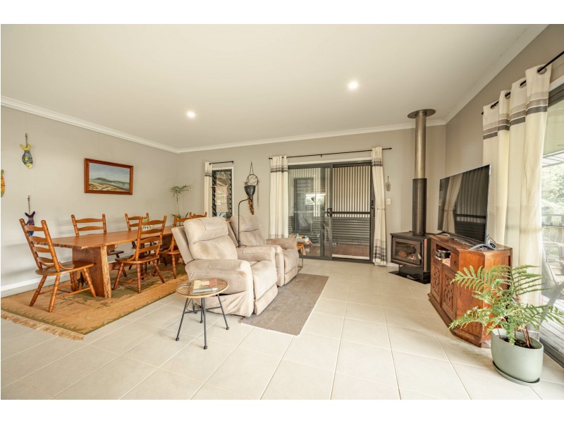 15 Banksia street, Russell Island QLD 4184