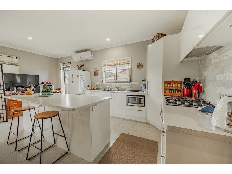 15 Banksia street, Russell Island QLD 4184