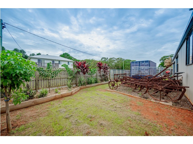 15 Banksia street, Russell Island QLD 4184