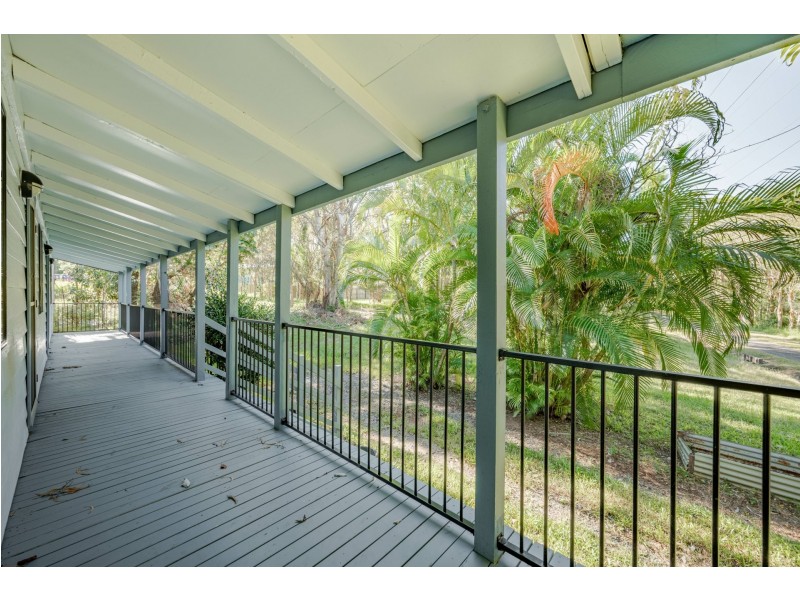 24 Inlet Avenue, Russell Island QLD 4184