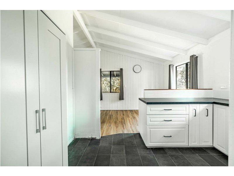 24 Inlet Avenue, Russell Island QLD 4184