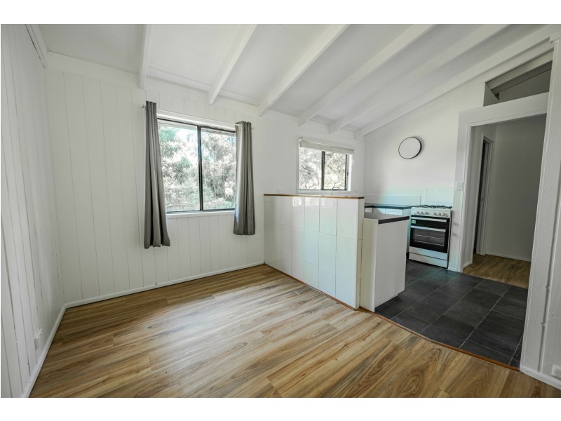 24 Inlet Avenue, Russell Island QLD 4184