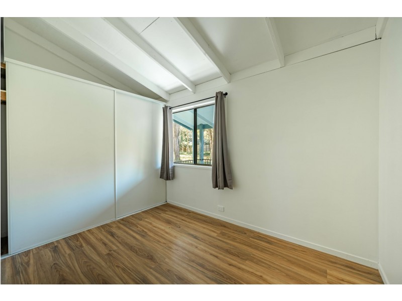 24 Inlet Avenue, Russell Island QLD 4184