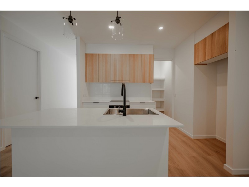 48 Channel St, Russell Island QLD 4184