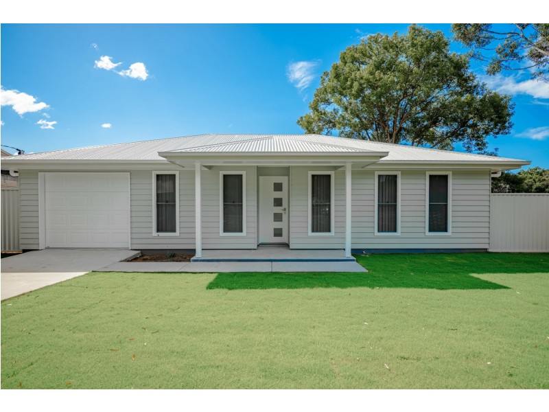 3 Taylor Street, Russell Island QLD 4184