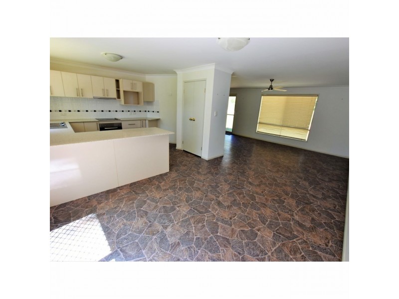 1 Clivia Street, Russell Island QLD 4184