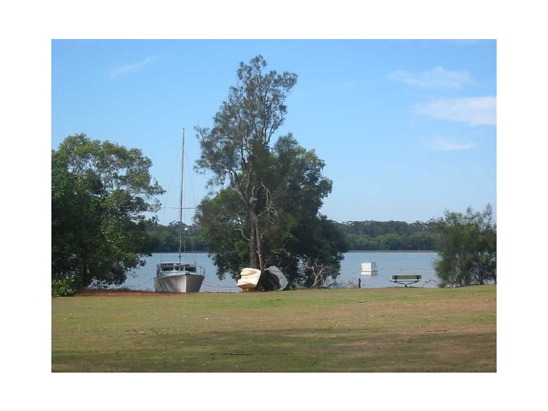 13 Alice Street, Russell Island QLD 4184