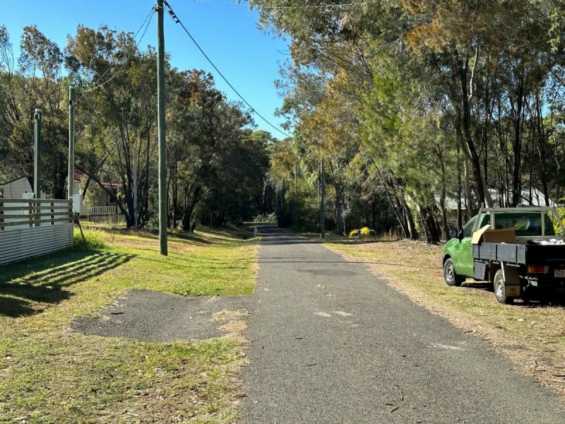 15 Beaumont Drive, Russell Island QLD 4184