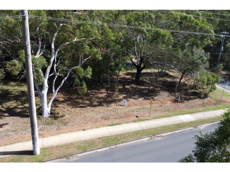 2 Kurrajong Road, Russell Island QLD 4184