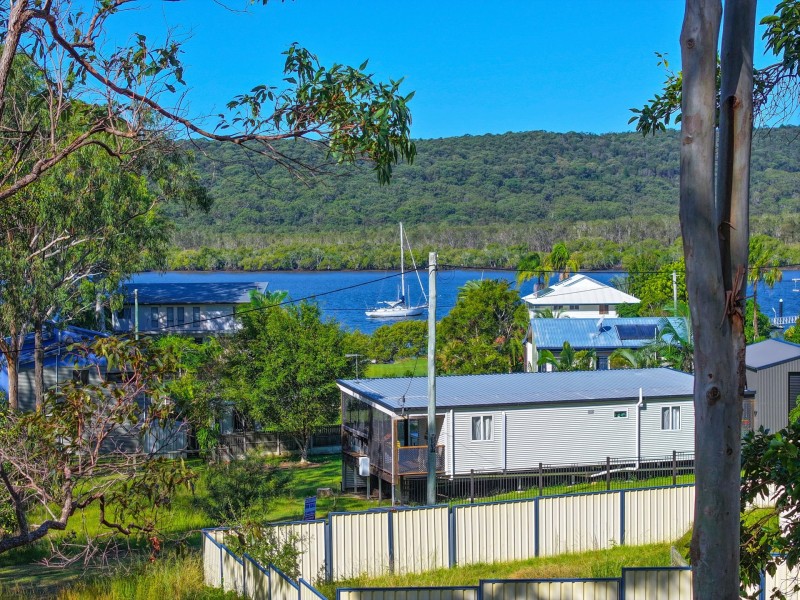 51 Highland Ridge Road, Russell Island QLD 4184
