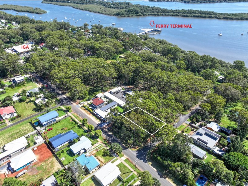 30 Hawthornden Drive, Russell Island QLD 4184