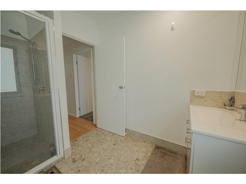 17 Mountain View Crescent, Russell Island QLD 4184