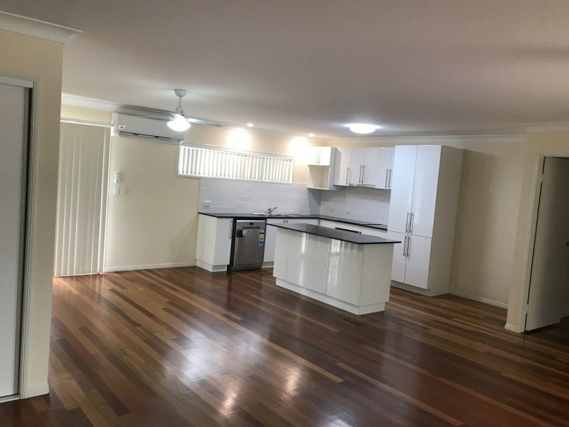 22 Tenanne Street, Russell Island QLD 4184