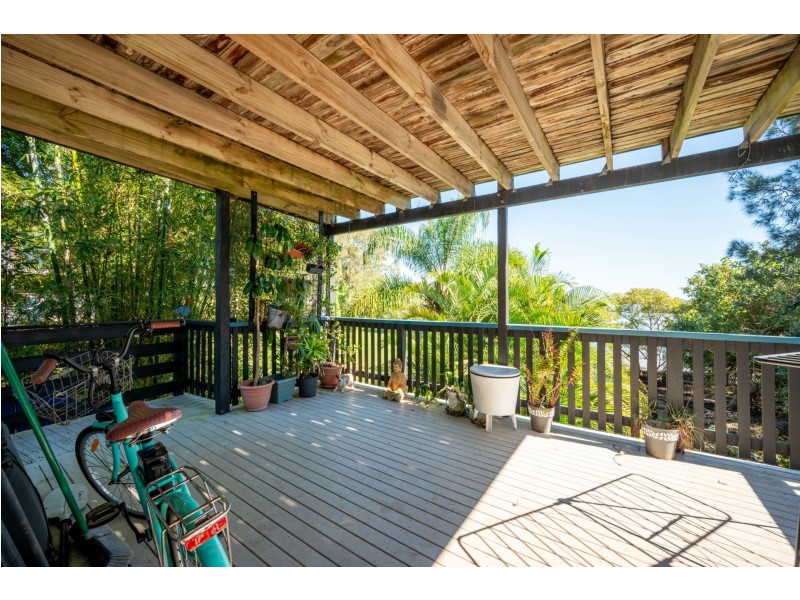 5 Player Court, Russell Island QLD 4184