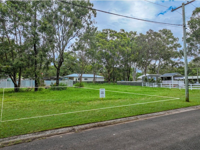 6 Yara Street, Russell Island QLD 4184