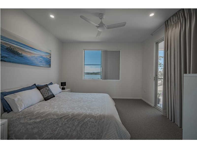 17 Bay Dve, Russell Island QLD 4184