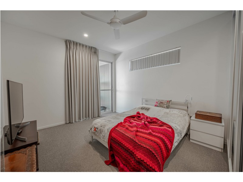 17 Bay Dve, Russell Island QLD 4184