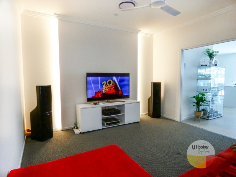 17 Bay Dve, Russell Island QLD 4184