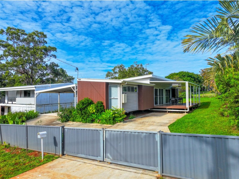 40 Cavendish Street, Russell Island QLD 4184