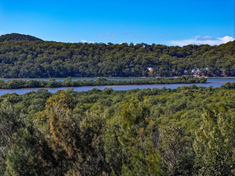 88 Falconhurst Road, Russell Island QLD 4184