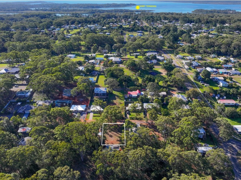 10 Bradman Street, Russell Island QLD 4184