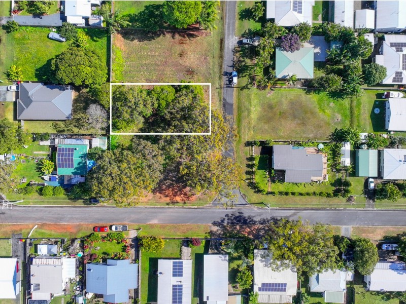 16 Bunning St, Russell Island QLD 4184
