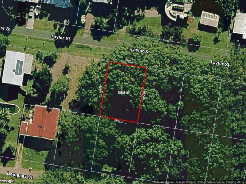 68 Taylor St, Russell Island QLD 4184