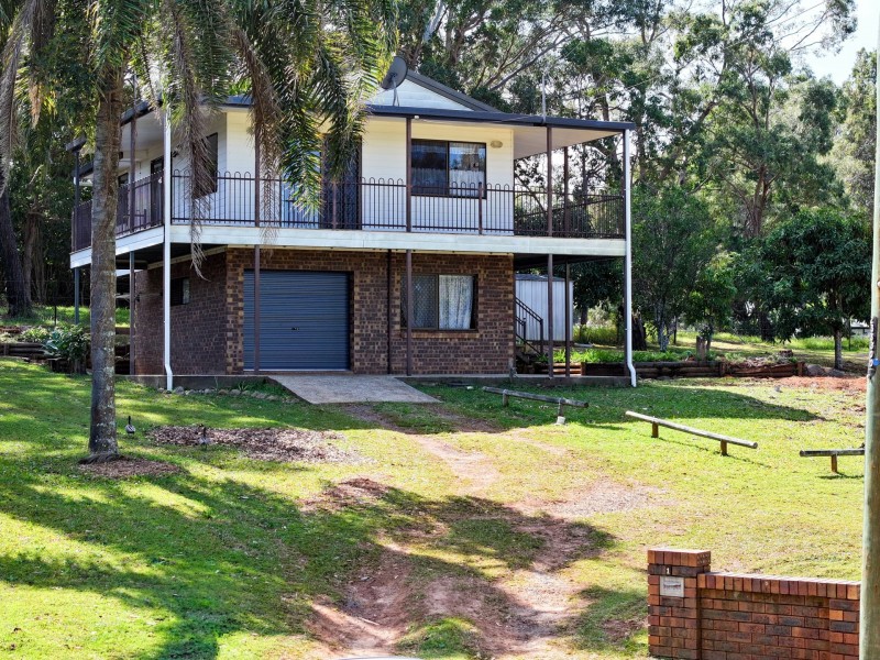 14 Tennyson Court, Russell Island QLD 4184
