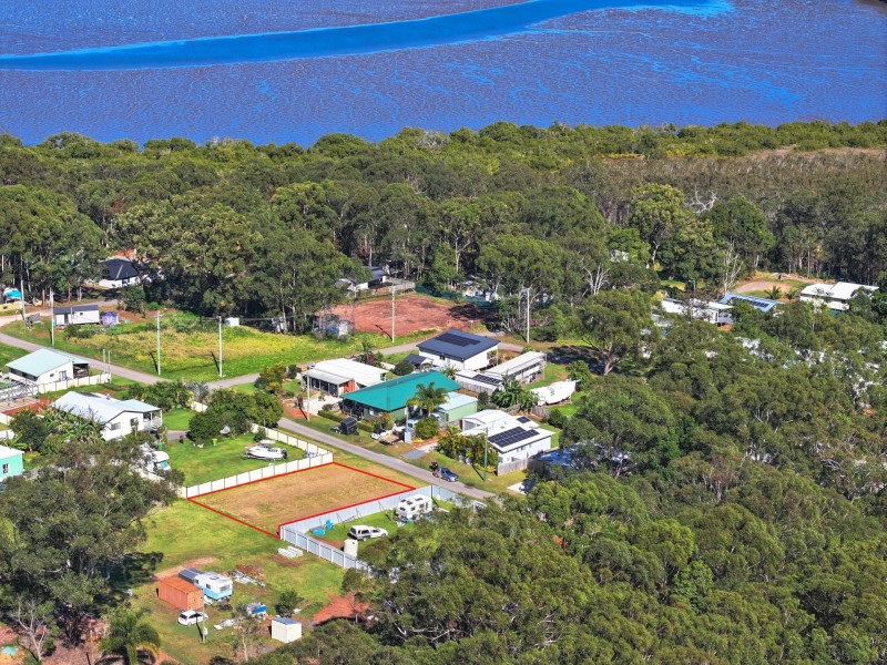 7 Allamanda St, Russell Island QLD 4184