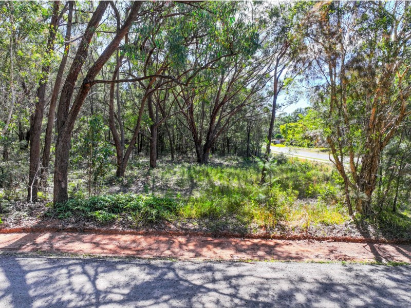 1 Hemp Hill Road, Russell Island QLD 4184