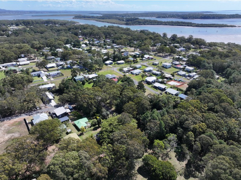 5 Ellis Street, Russell Island QLD 4184