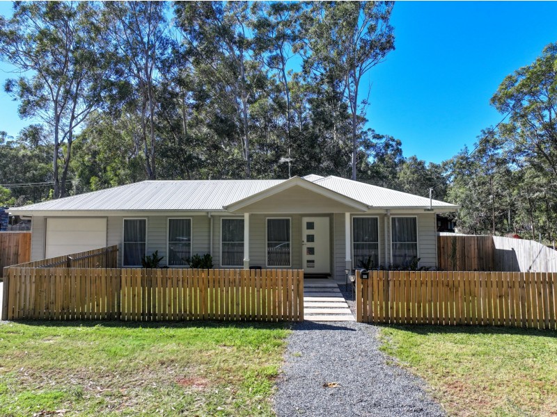 11 Trevanna Street, Russell Island QLD 4184