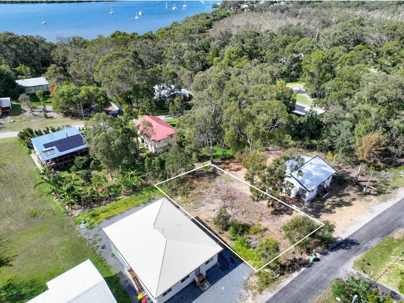 13 Seaview Street, Russell Island QLD 4184