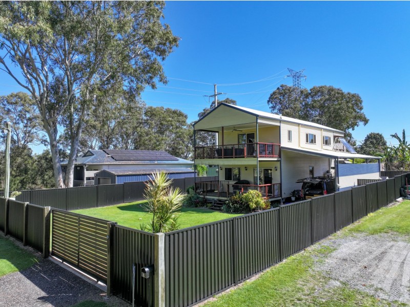8 Wattle Street, Russell Island QLD 4184