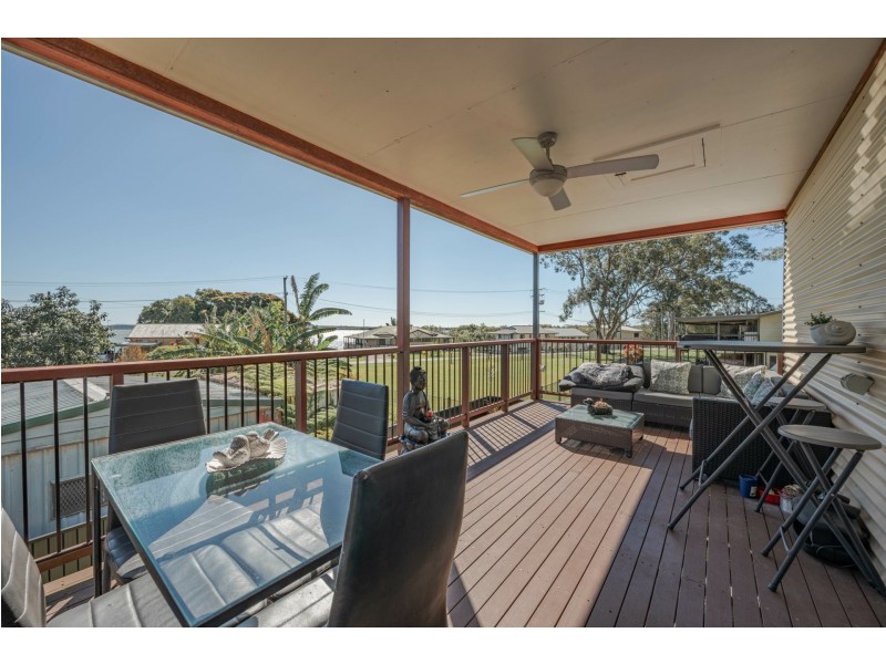 8 Wattle Street, Russell Island QLD 4184