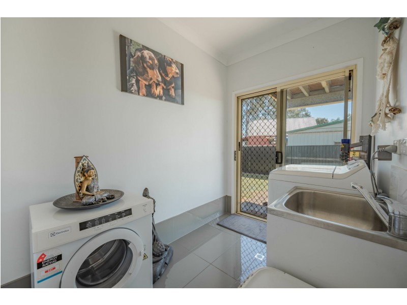 8 Wattle Street, Russell Island QLD 4184