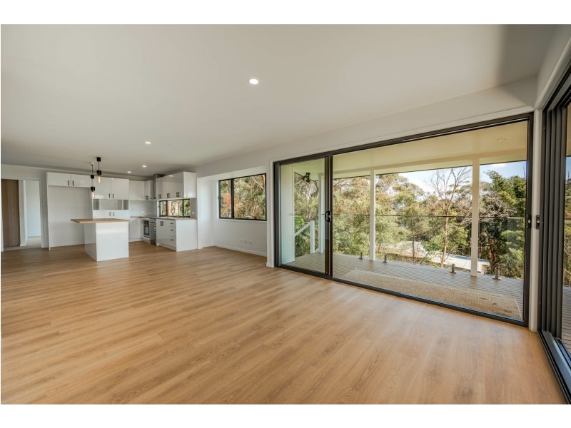 121 Channel Street, Russell Island QLD 4184