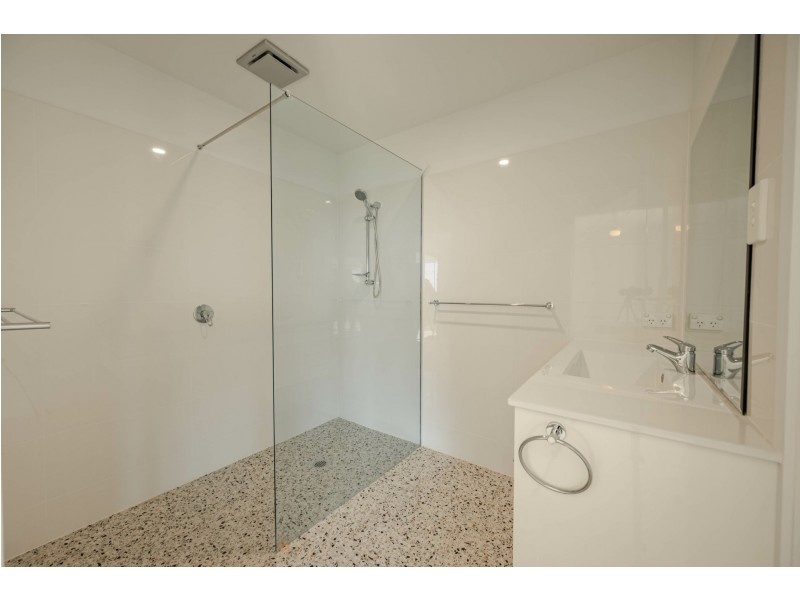 121 Channel Street, Russell Island QLD 4184