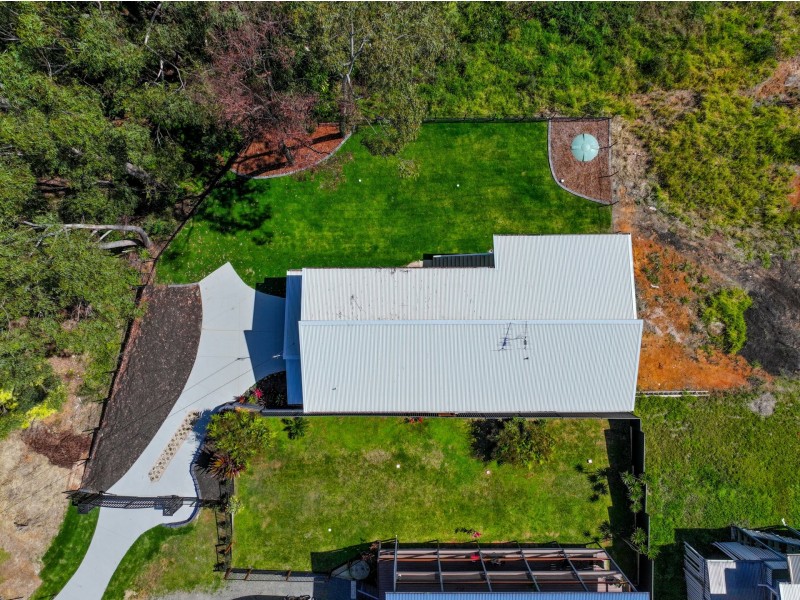 121 Channel Street, Russell Island QLD 4184