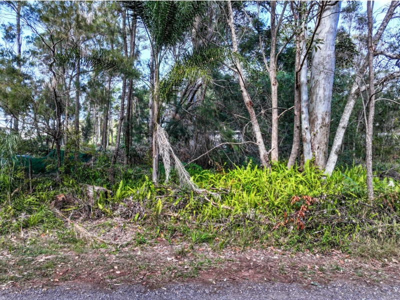 66 Cook Ave, Russell Island QLD 4184