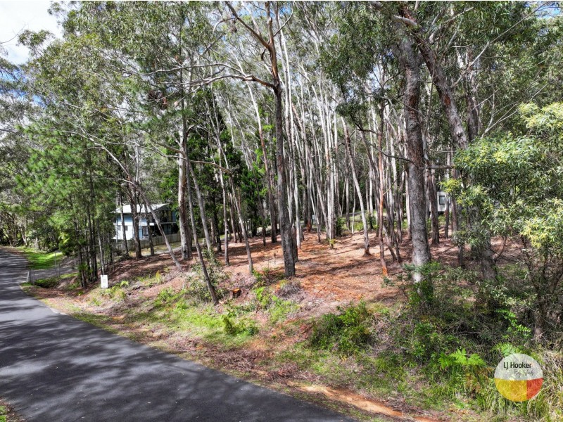 1 Jiwali Street, Russell Island QLD 4184