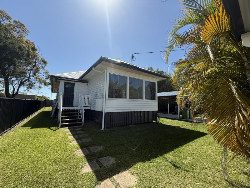 17 Tenanne Street, Russell Island QLD 4184