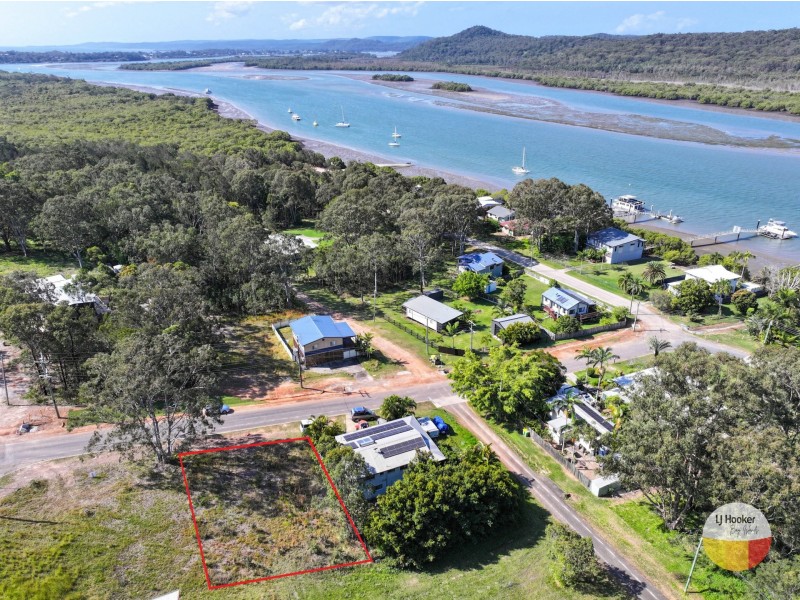 64 Barcelona Terrace, Russell Island QLD 4184
