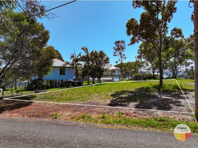 10 Ketch Street, Russell Island QLD 4184