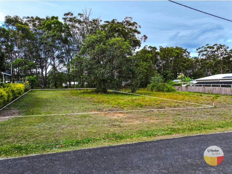 61 Bradman Street, Russell Island QLD 4184