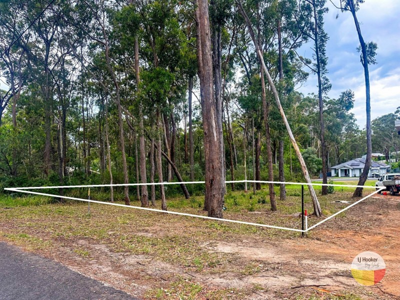 22 Bradman Street, Russell Island QLD 4184