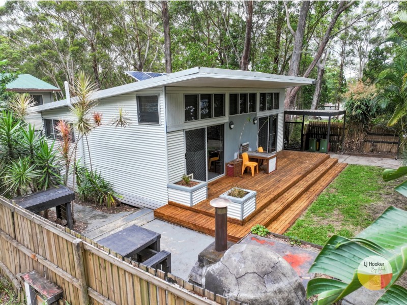 8 Dempsey Street, Russell Island QLD 4184