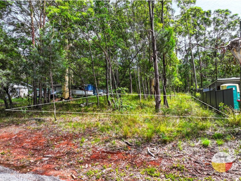 59 Waikiki Beach Road, Russell Island QLD 4184