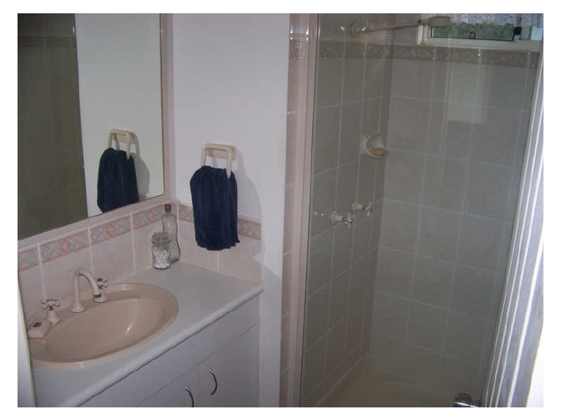 27 Leichhardt, Russell Island QLD 4184